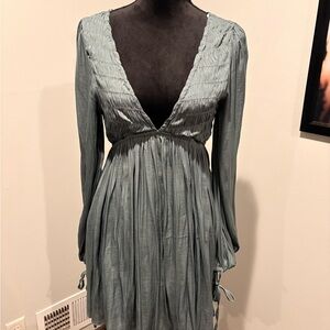 Plunging V-Neck Long Sleeve Sage Green Dress